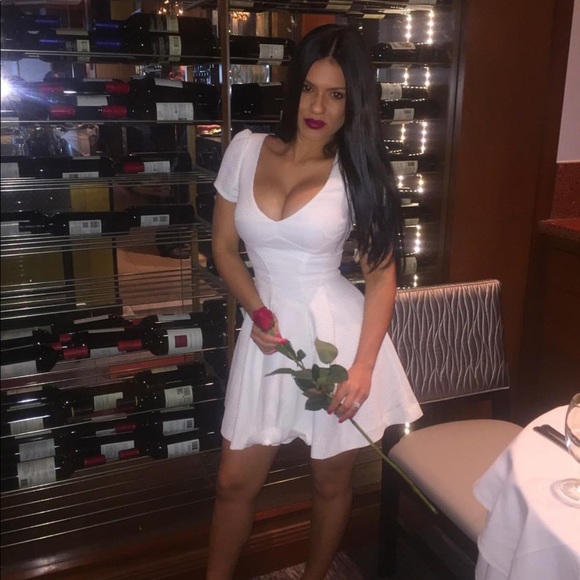 bebe Dresses & Skirts - White bebe dress in size XXS